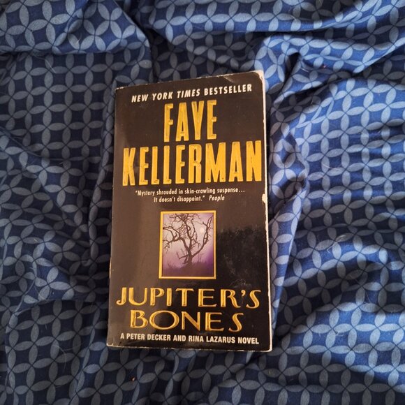 jupiter's bones - Picture 1 of 7